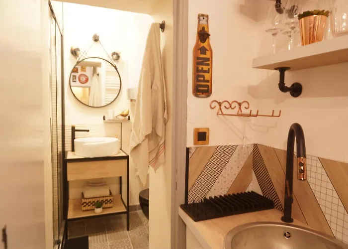 Lägenhet Maisonnette Atypique En Triplex Au Calme Hyper-centre Place Du Ralliement *